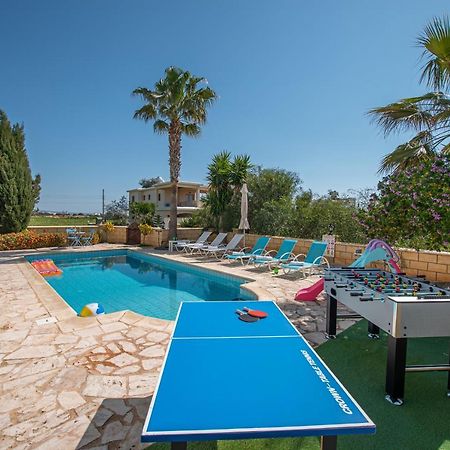 Ayia Napa Blue Villa Bagian luar foto