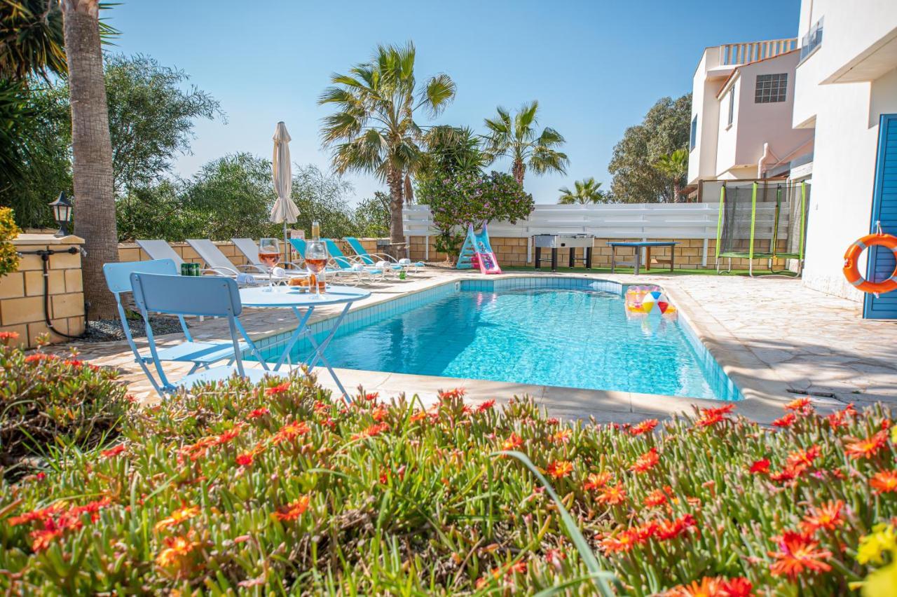 Ayia Napa Blue Villa Bagian luar foto