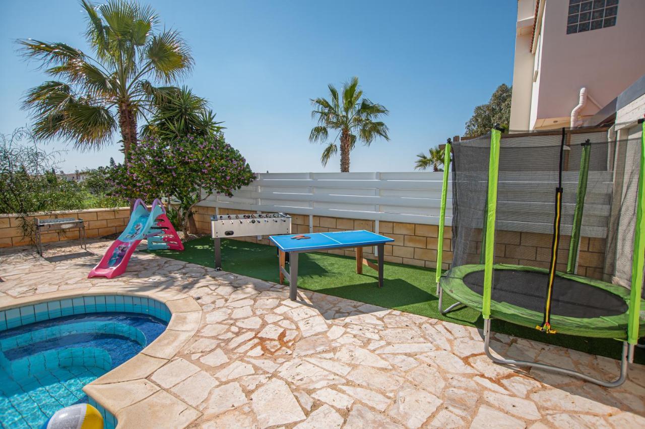 Ayia Napa Blue Villa Bagian luar foto